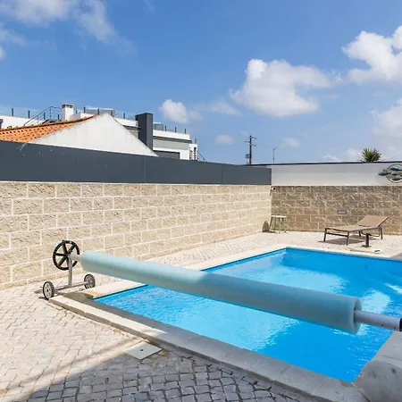 Outstanding With Private Pool By Lovelystay فيلة *